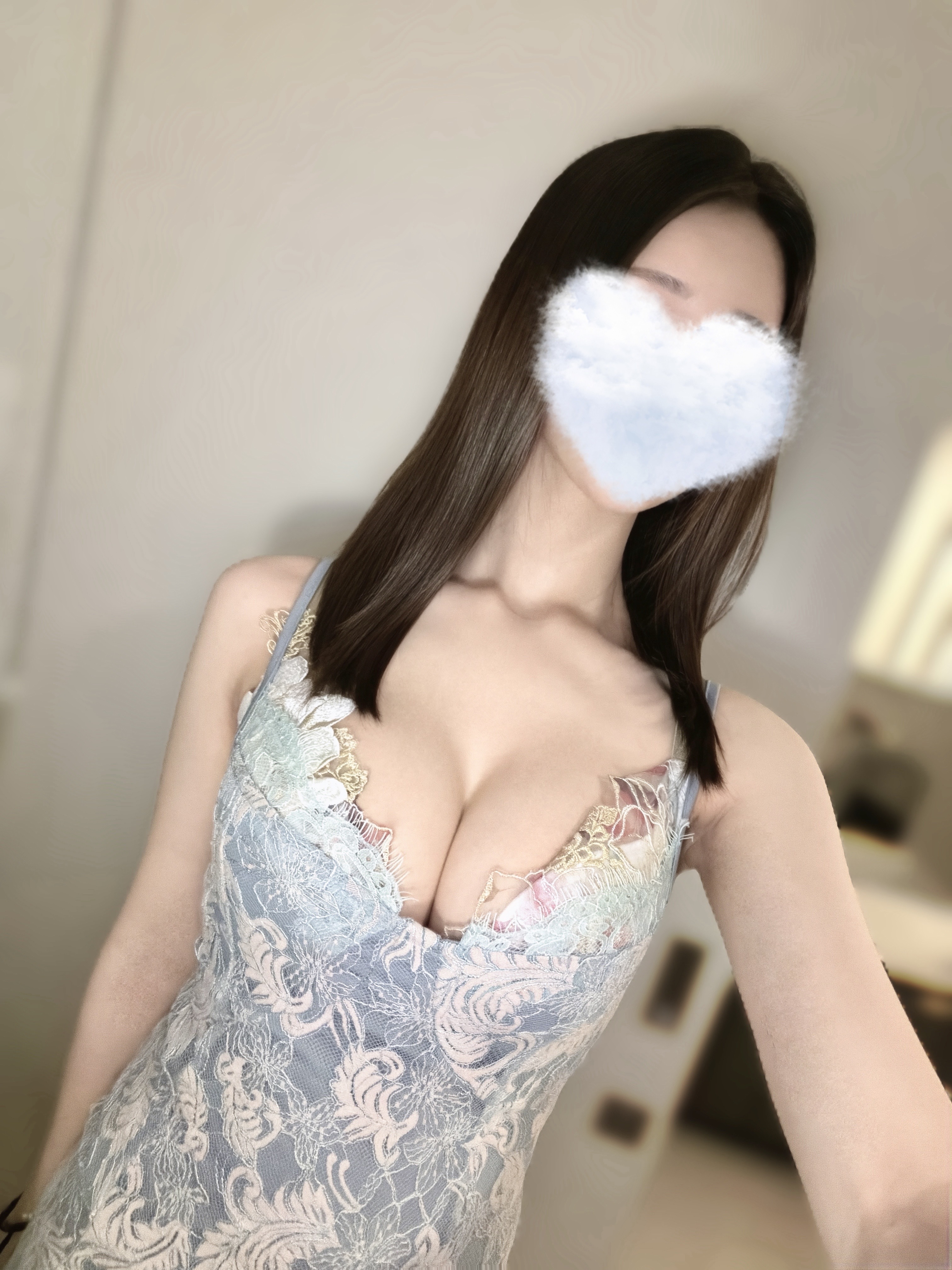 みれいさんの写メ日記：こんにちは🦢