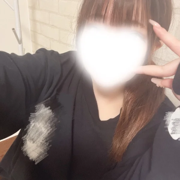 ゆあさんの写メ日記：出勤してる( ¯꒳​¯ )ᐝ💕