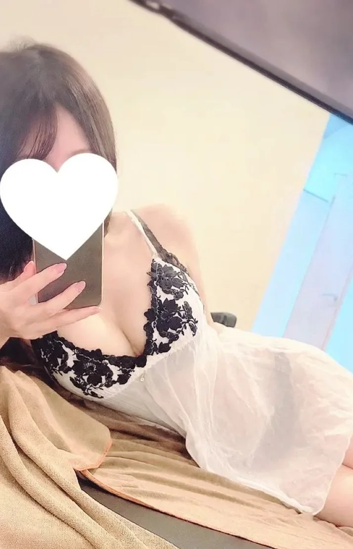 朝倉あおいさんの写メ日記：本日出勤🌸