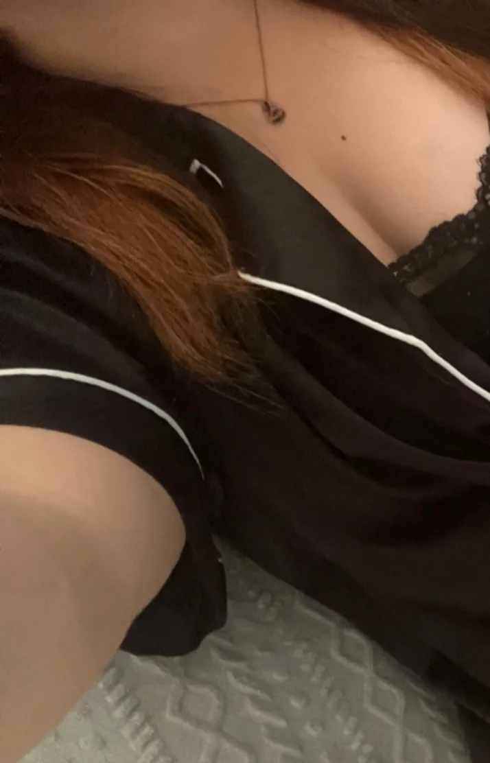 綾奈【あやな】さんの写メ日記：おはようございます☀️