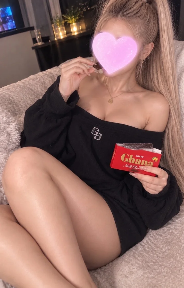 エリカ（千歳）さんの写メ日記：甘いもの♥️