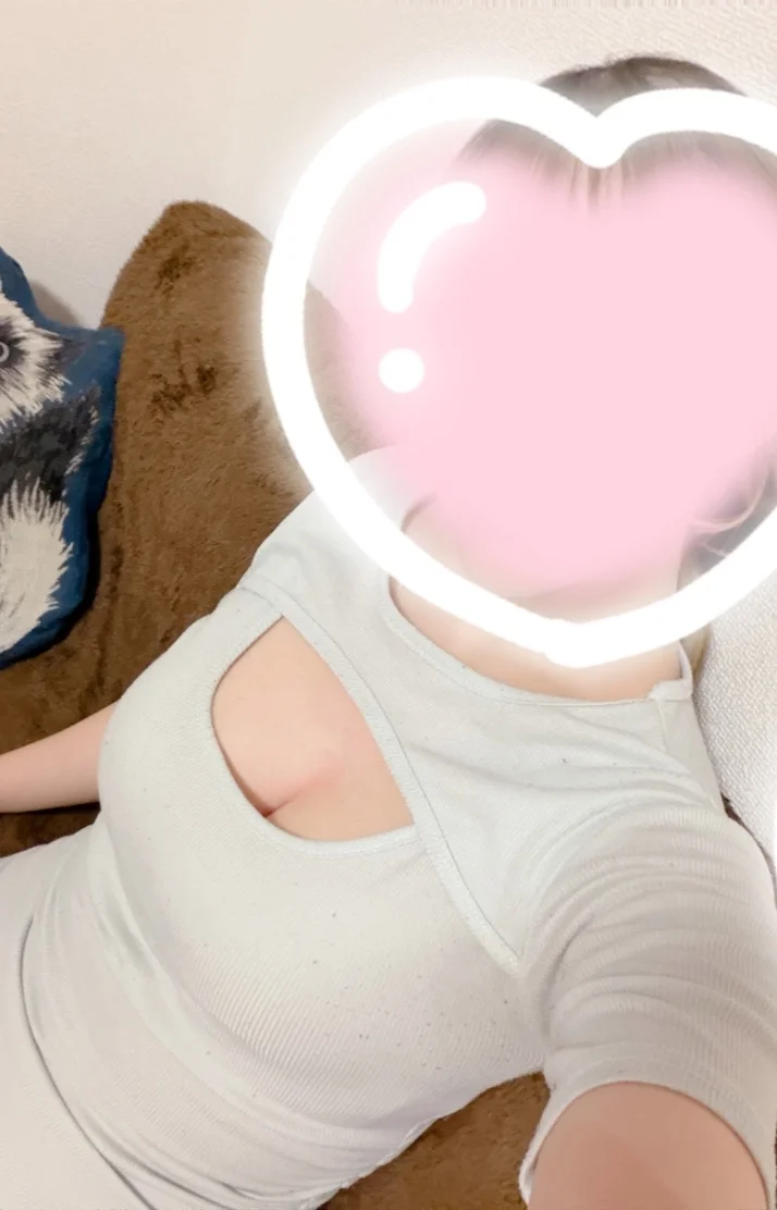 ひびきさんの写メ日記：11:00〜15:00お部屋にいます💕
