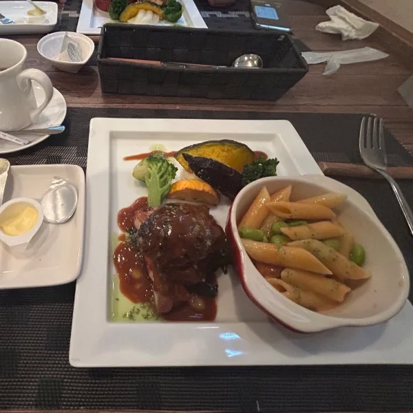 ジアさんの写メ日記：素敵なランチ🥪🥙🥗