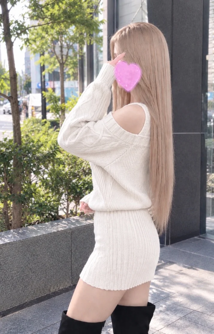 エリカ（苫小牧）さんの写メ日記：もうニット時期ですね🩷️🩵