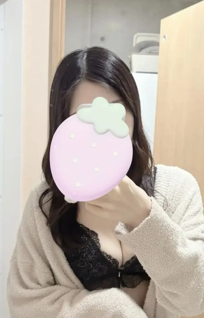 水城あかねさんの写メ日記：おはよ〜🤍