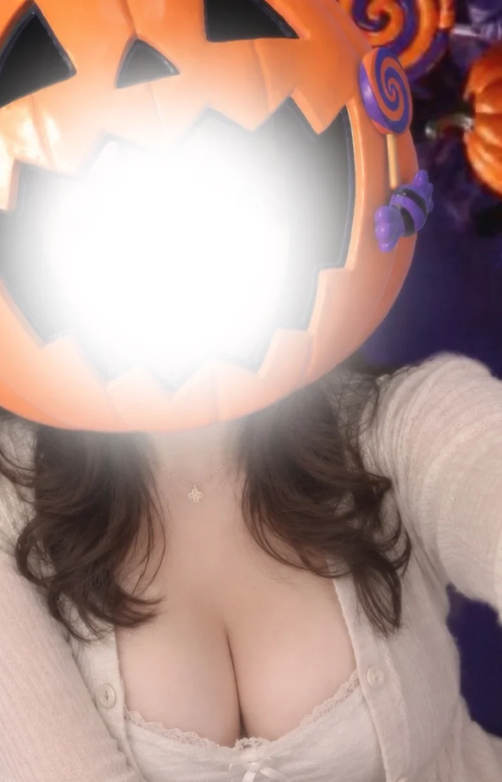 綾瀬 こゆきさんの写メ日記：出勤しました🎃