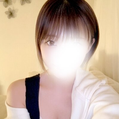 新人速報‼️ありさちゃん💝本日20:30デビュー👸💕