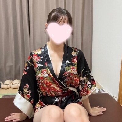 ❣️夢咲みな姫♡艶かしいセクシーな仕草にスラリとした脚線美♡
