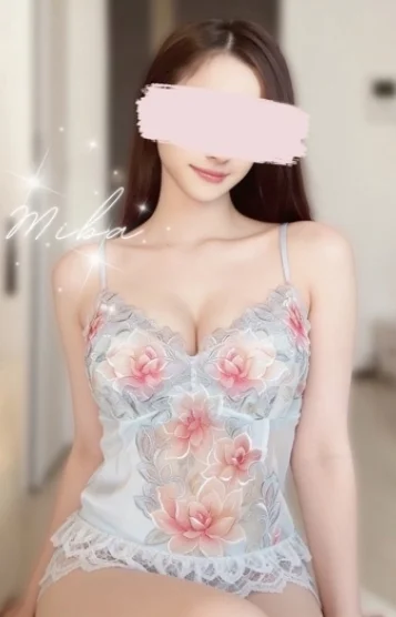 芹沢みな
