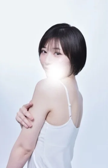 妃ゆきな