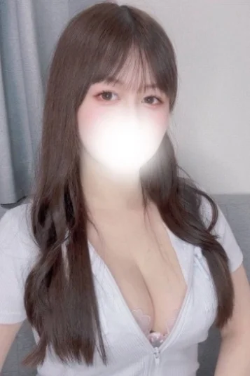 水原ゆな