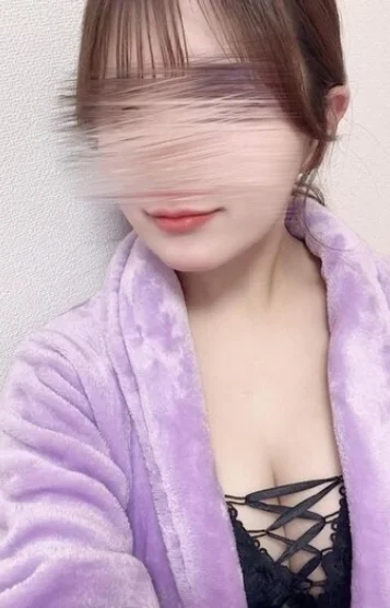 桜庭ゆあ