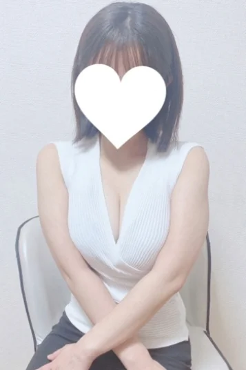 星川ななせ