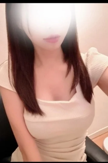 愛瀬ゆな 画像4