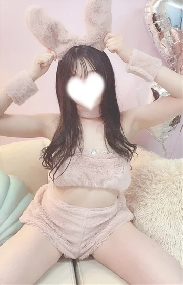 えみり　Eカップ美女 画像2