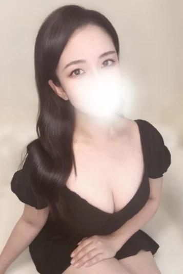 桐谷みやび