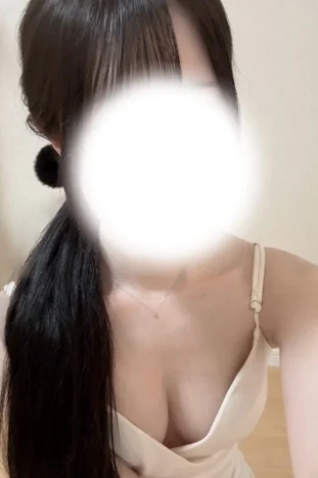 ゆりな