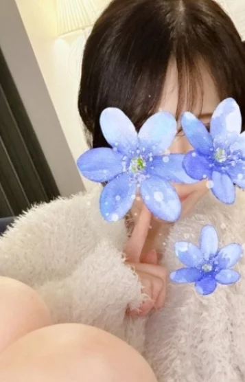 青山　すみれ 画像2