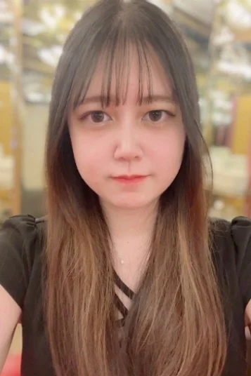 さゆみ