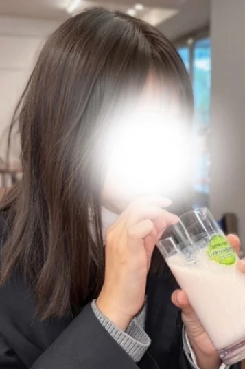 めろ
