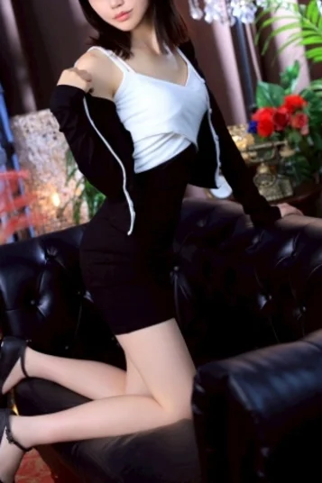 青山沙耶 画像3