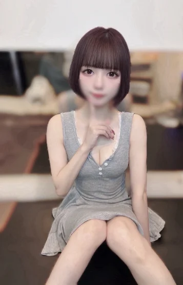 朝香ゆうり 画像2