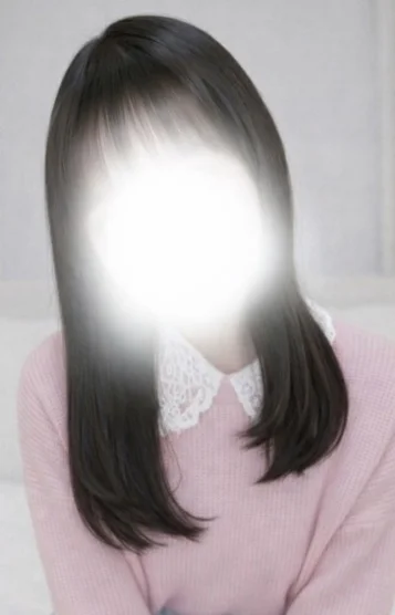 綾 ひいな
