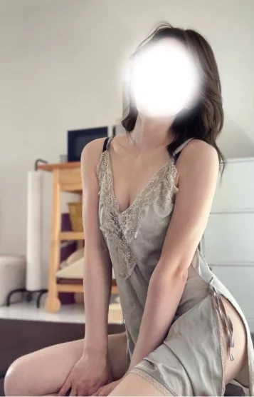 香月 愛