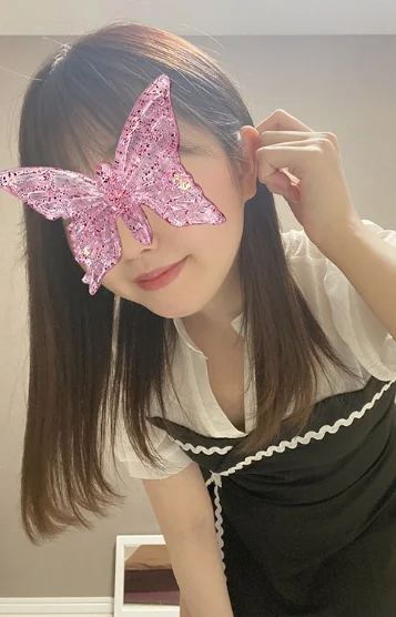 里田ひな 画像2