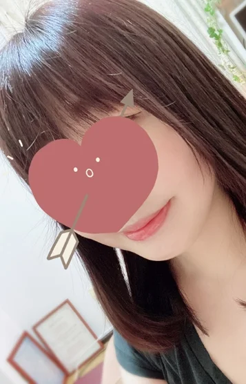 里田ひな 画像4