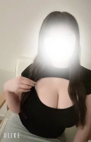 新人もも