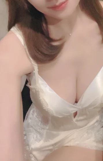 青山はるな 画像2