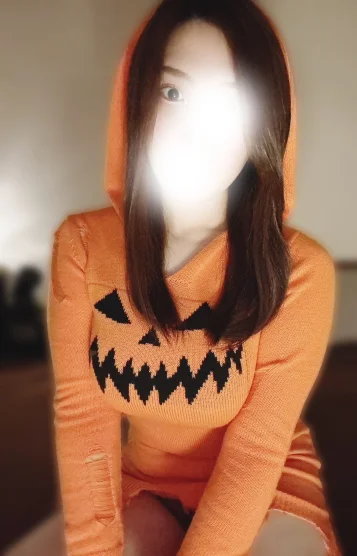 秋月ふうか