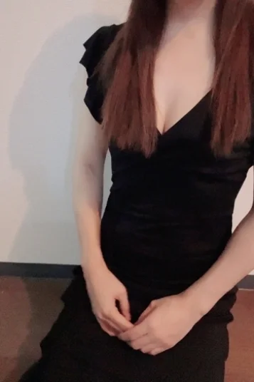 中原マリコ