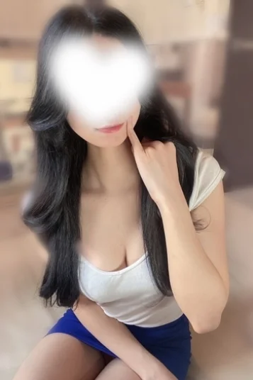 小西まりん